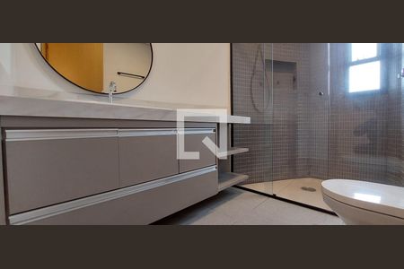 Apartamento à venda com 100m², 2 quartos e 2 vagasBanheiro Quarto 1 suíte