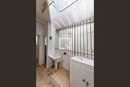 Apartamento à venda com 140m², 3 quartos e 1 vagaÁrea de Serviço