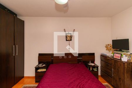 Casa à venda com 100m², 3 quartos e 3 vagas Casa à venda com 100m², 3 quartos e 3 vagasQuarto 3