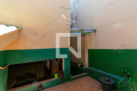 Casa à venda com 100m², 3 quartos e 3 vagas Casa à venda com 100m², 3 quartos e 3 vagasQuintal