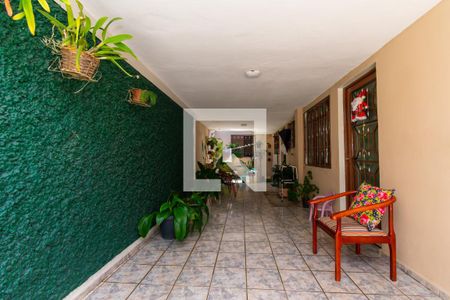 Casa à venda com 100m², 3 quartos e 3 vagas Casa à venda com 100m², 3 quartos e 3 vagasGaragem