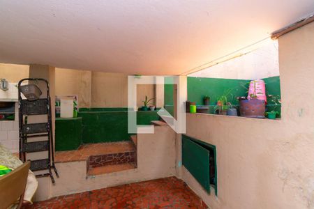 Casa à venda com 100m², 3 quartos e 3 vagas Casa à venda com 100m², 3 quartos e 3 vagasQuintal