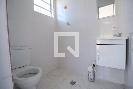 Casa de condomínio para alugar com 162m², 2 quartos e 2 vagasBanheiro de Serviço