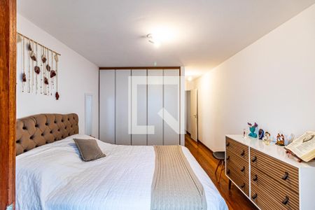 Casa de condomínio à venda com 170m², 3 quartos e 2 vagas Casa de condomínio à venda com 170m², 3 quartos e 2 vagasSuite