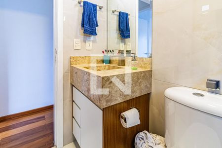 Casa de condomínio à venda com 170m², 3 quartos e 2 vagas Casa de condomínio à venda com 170m², 3 quartos e 2 vagasBanheiro social