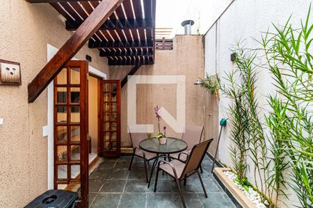 Casa de condomínio à venda com 170m², 3 quartos e 2 vagas Casa de condomínio à venda com 170m², 3 quartos e 2 vagasJardim