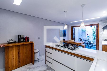 Casa de condomínio à venda com 170m², 3 quartos e 2 vagas Casa de condomínio à venda com 170m², 3 quartos e 2 vagasCozinha