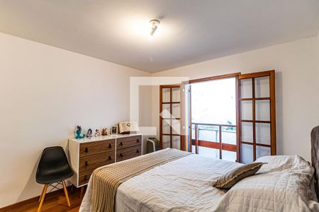 Casa de condomínio à venda com 170m², 3 quartos e 2 vagas Casa de condomínio à venda com 170m², 3 quartos e 2 vagasSuite