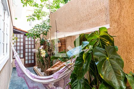 Casa de condomínio à venda com 170m², 3 quartos e 2 vagas Casa de condomínio à venda com 170m², 3 quartos e 2 vagasJardim