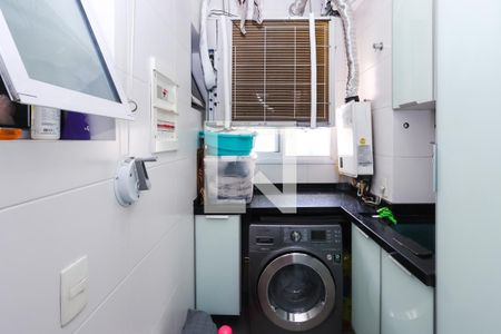 Apartamento à venda com 74m², 1 quarto e 1 vagaÁrea de Serviço