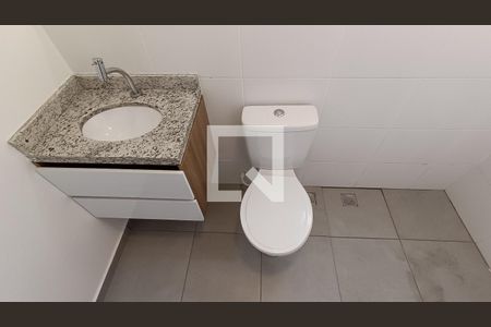 Apartamento para alugar com 61m², 2 quartos e 1 vaga Apartamento para alugar com 61m², 2 quartos e 1 vagaBanheiro da Suíte