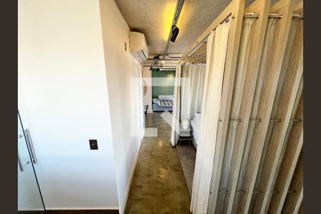 Sala/Quarto de apartamento à venda com 1 quarto, 70m² em Carandiru, São Paulo