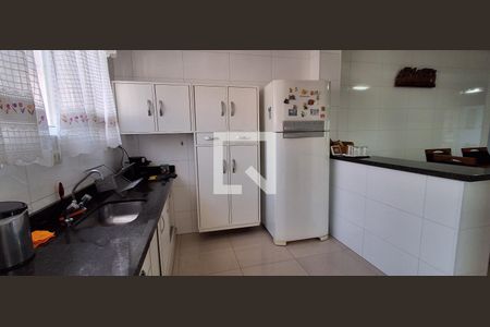 Casa à venda com 400m², 4 quartos e 4 vagasCozinha