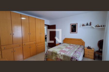 Casa à venda com 400m², 4 quartos e 4 vagasSuíte 2