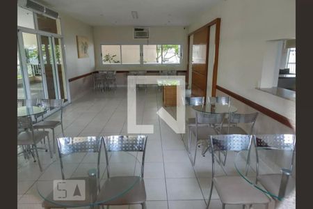 Apartamento à venda com 69m², 2 quartos e 1 vagaÁrea comum