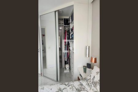 Apartamento à venda com 69m², 2 quartos e 1 vagaCloset