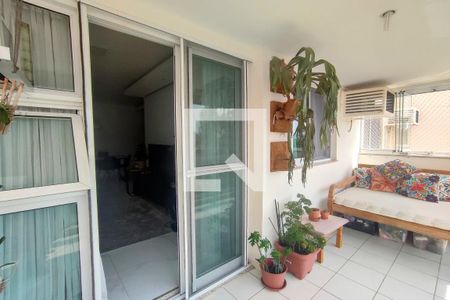 Varanda de apartamento à venda com 2 quartos, 69m² em Jacarepaguá, Rio de Janeiro