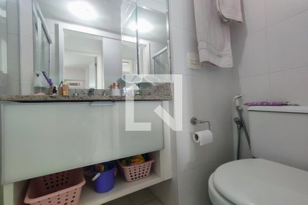 Apartamento à venda com 69m², 2 quartos e 1 vagaBanheiro Social