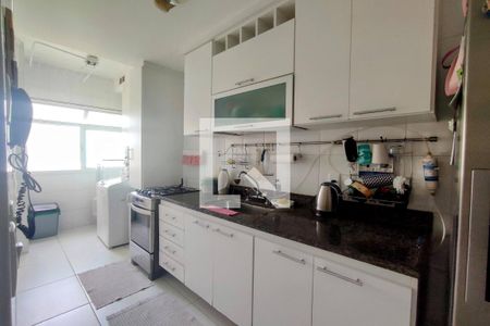Apartamento à venda com 69m², 2 quartos e 1 vagaCozinha