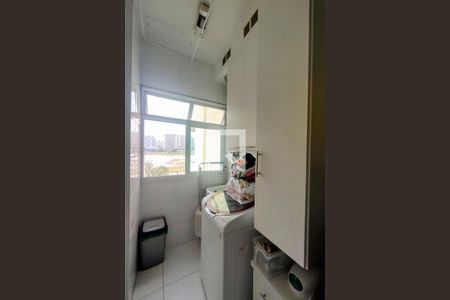 Apartamento à venda com 69m², 2 quartos e 1 vagaÁrea de Serviço