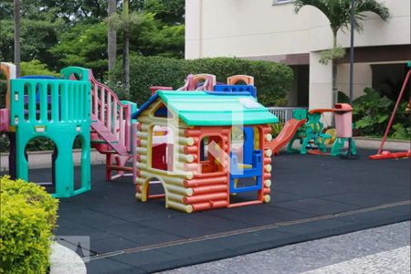 Apartamento à venda com 69m², 2 quartos e 1 vagaÁrea comum