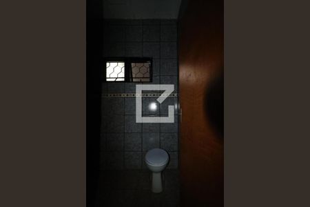 Casa para alugar com 100m², 2 quartos e 1 vagaBanheiro Quarto 2