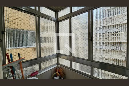 Apartamento para alugar com 84m², 2 quartos e 1 vagaCozinha e Área de Serviço