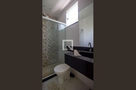 Casa de condomínio à venda com 300m², 3 quartos e 3 vagasBanheiro da Suíte 3