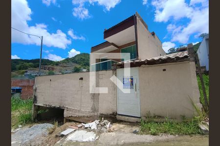 Casa de condomínio à venda com 300m², 3 quartos e 3 vagasFachada da Casa