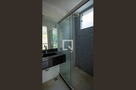 Casa de condomínio à venda com 300m², 3 quartos e 3 vagasBanheiro da Suíte 2