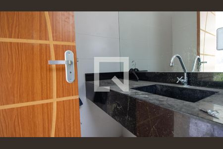 Casa de condomínio à venda com 300m², 3 quartos e 3 vagasBanheiro da Suíte 2