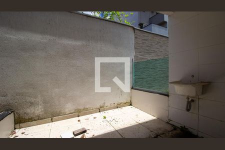 Casa de condomínio à venda com 300m², 3 quartos e 3 vagasCozinha e Área de Serviço