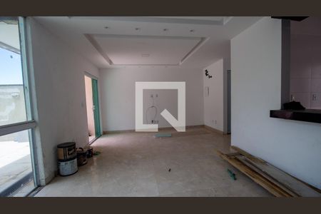 Sala de casa de condomínio à venda com 3 quartos, 300m² em Vargem Grande, Rio de Janeiro