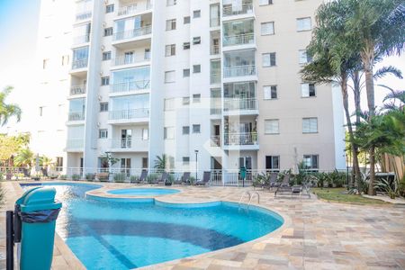 Apartamento para alugar com 75m², 2 quartos e 2 vagasÁrea comum - Piscina