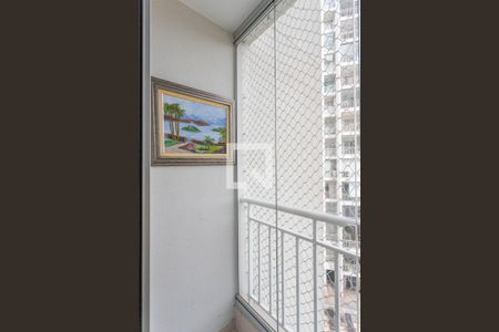 Apartamento para alugar com 75m², 2 quartos e 2 vagasVaranda da suíte
