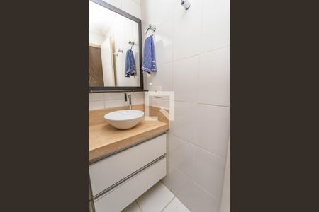 Apartamento para alugar com 75m², 2 quartos e 2 vagasBanheiro da Suíte