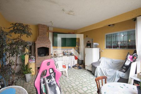 Casa à venda com 103m², 6 quartos e 3 vagas Casa à venda com 103m², 6 quartos e 3 vagasGaragem