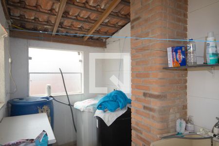 Casa à venda com 103m², 6 quartos e 3 vagas Casa à venda com 103m², 6 quartos e 3 vagasÁrea de Serviço