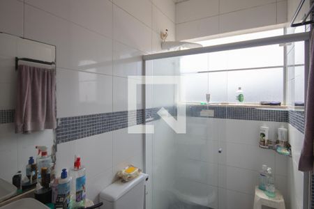 Casa à venda com 103m², 6 quartos e 3 vagas Casa à venda com 103m², 6 quartos e 3 vagasBanheiro 3