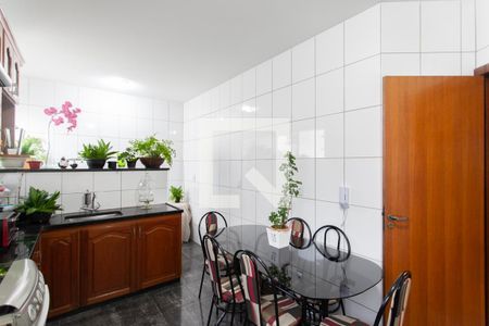 Apartamento à venda com 193m², 3 quartos e 2 vagasCozinha