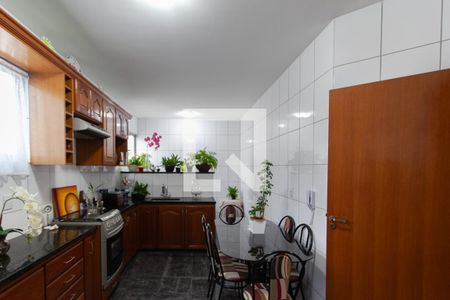Apartamento à venda com 193m², 3 quartos e 2 vagasCozinha