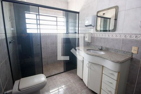 Casa para alugar com 150m², 2 quartos e 2 vagasBanheiro 2