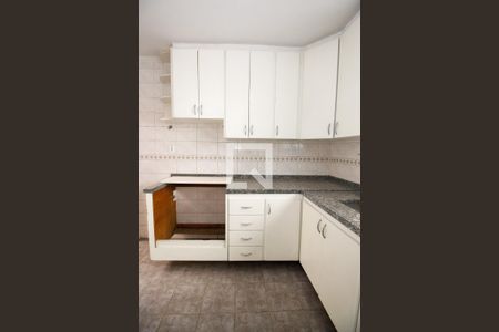 Casa para alugar com 150m², 2 quartos e 2 vagasCozinha