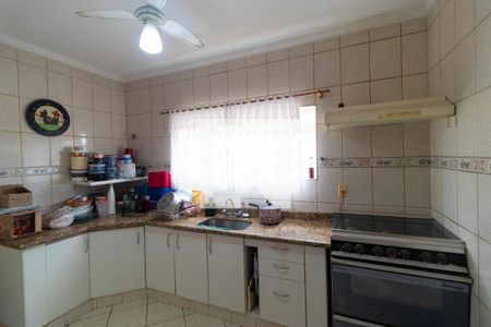 Casa à venda com 220m², 3 quartos e 3 vagas Casa à venda com 220m², 3 quartos e 3 vagasCozinha 01