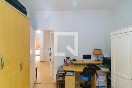 Casa à venda com 220m², 3 quartos e 3 vagas Casa à venda com 220m², 3 quartos e 3 vagasQuarto 02