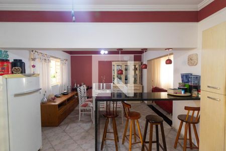 Casa à venda com 220m², 3 quartos e 3 vagas Casa à venda com 220m², 3 quartos e 3 vagasCozinha 02