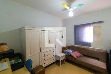 Casa à venda com 220m², 3 quartos e 3 vagas Casa à venda com 220m², 3 quartos e 3 vagasQuarto 02