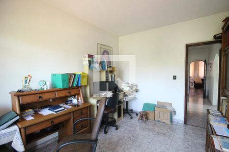 Casa de condomínio à venda com 355m², 4 quartos e 8 vagasQuarto 3 