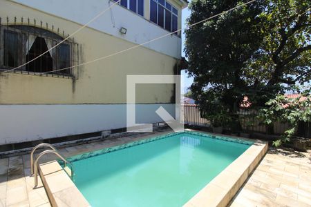 Casa de condomínio à venda com 355m², 4 quartos e 8 vagasPiscina
