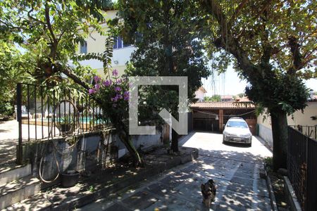 Casa de condomínio à venda com 355m², 4 quartos e 8 vagasGaragem